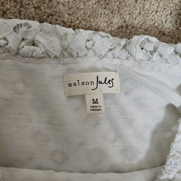 Maison Jules Cold Shoulder Lace Top with Built in Tank Size Medium - Picture 7 of 9